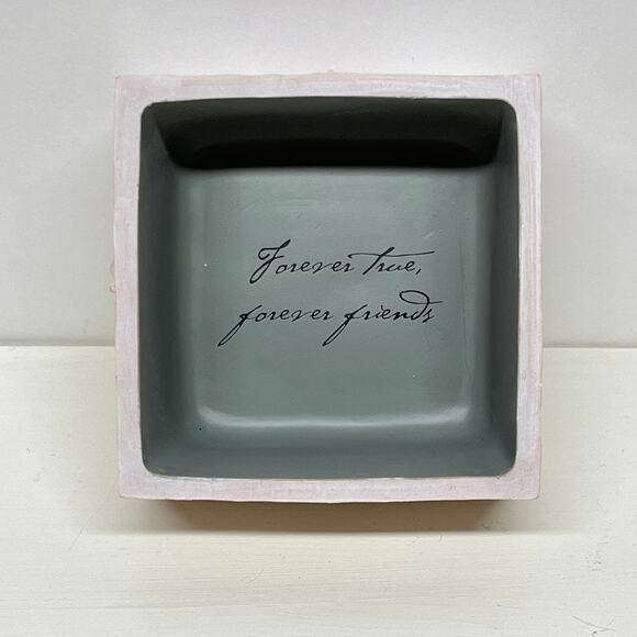 Willow Tree Susan Lordi Friendship Memory Box - Picture 3 of 6